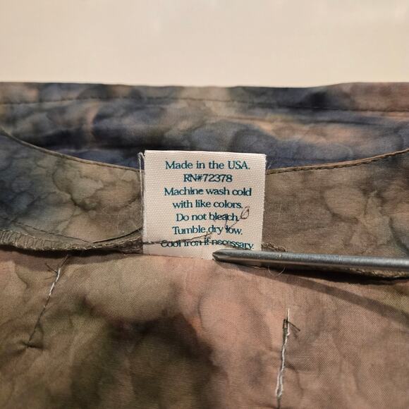 Cotton Scrubs Co Watercolor Ladies Scrub Lab Coat Snap Closure Big Pockets Med - Picture 9 of 9